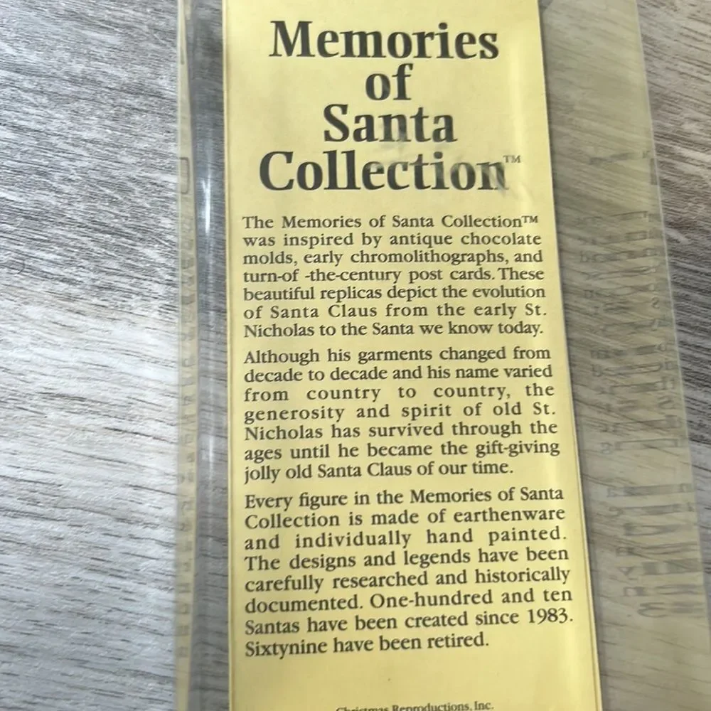 Vintage 1991 The memories of Santa Collection preloved ❤️EUC